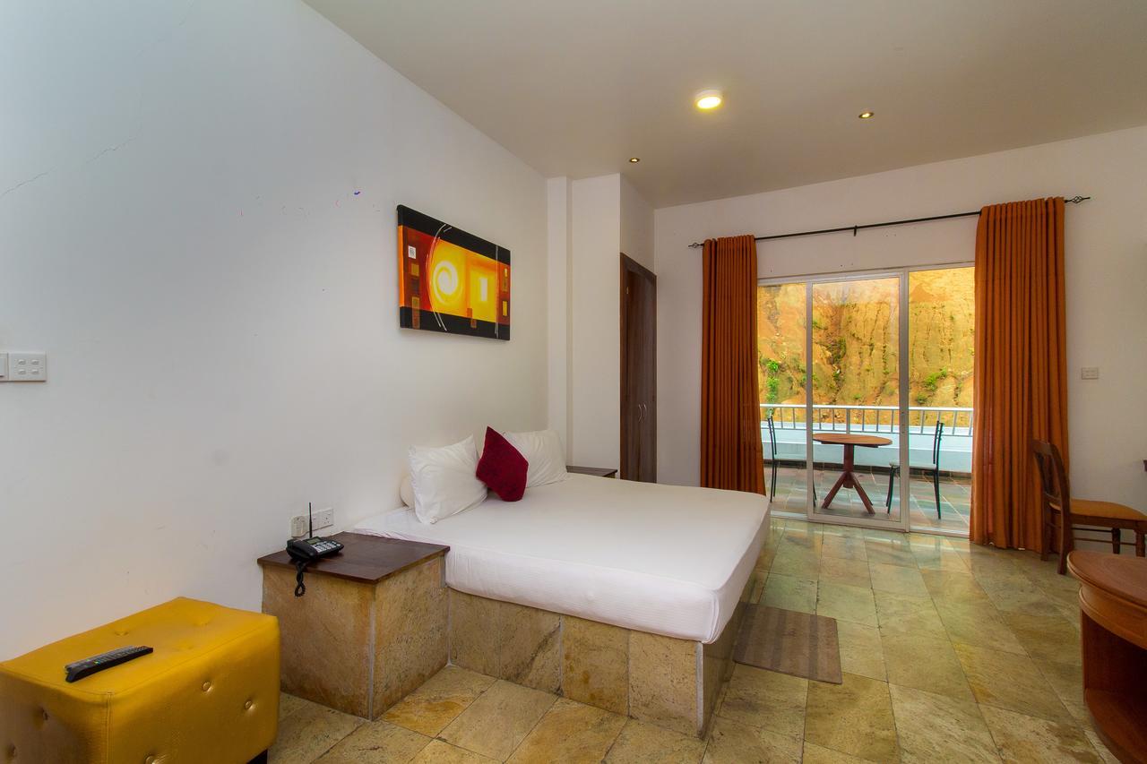 Sleek Hotel Kegalle Eksteriør billede